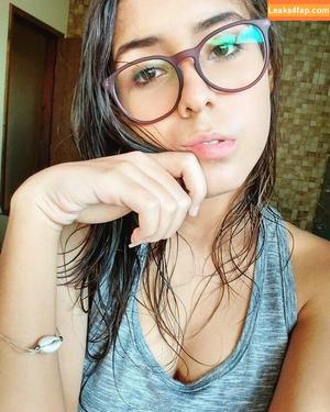 Giih Moreira photo #0001