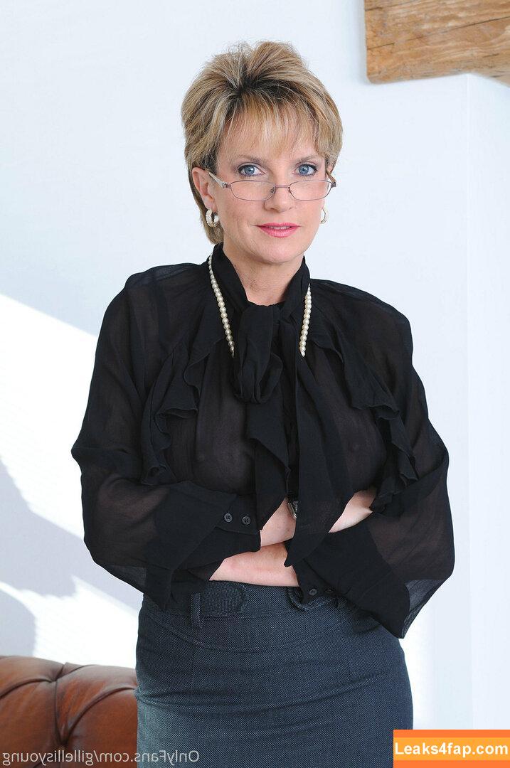 gillellisyoung /  leaked photo photo #0359