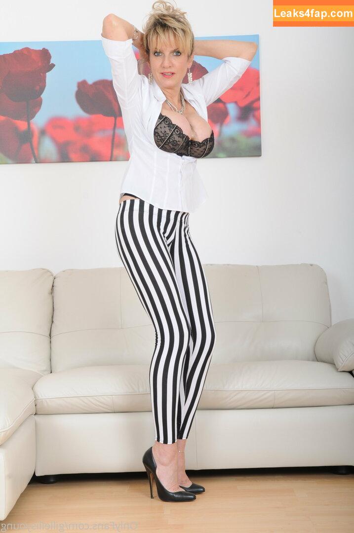 gillellisyoung /  leaked photo photo #0413