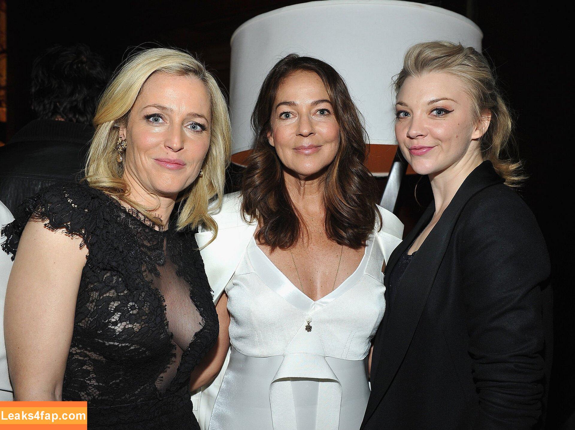 Gillian Anderson / GillianA leaked photo photo #0165