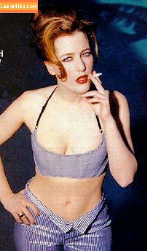 Gillian Anderson / GillianA leaked photo photo #0205