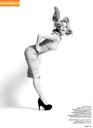 Gillian Anderson photo #0215
