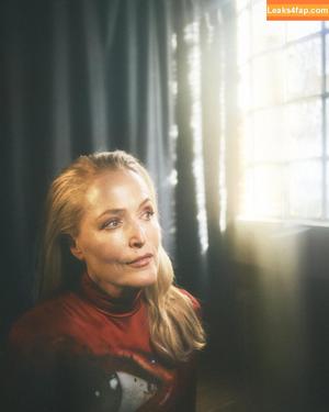 Gillian Anderson photo #0472