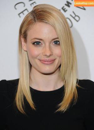 Gillian Jacobs photo #0013