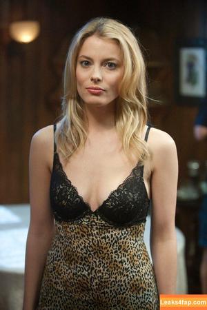 Gillian Jacobs photo #0020