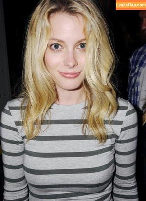 Gillian Jacobs photo #0032