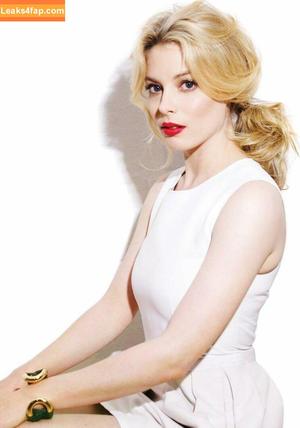 Gillian Jacobs фото #0057