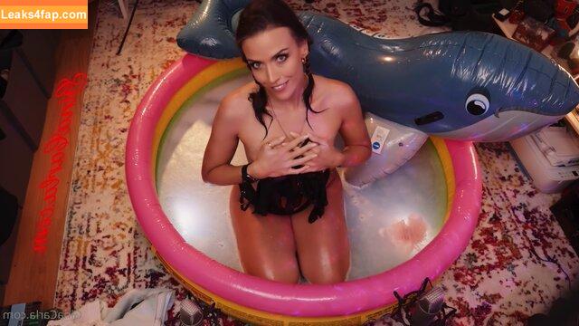 Gina Carla / GinaCarla / gina_carla leaked photo photo #0387