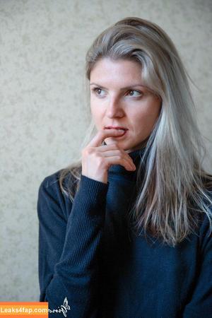 Gina Gerson photo #0137