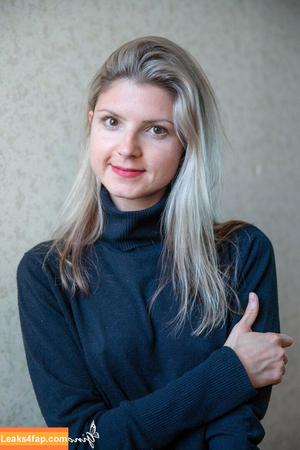 Gina Gerson photo #0153