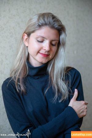 Gina Gerson photo #0155