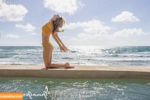 Gina Gerson photo #0953