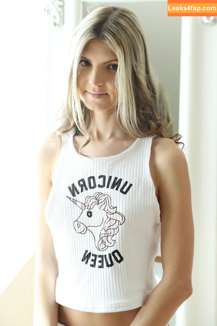 Gina Gerson / Discussion Thread / Gina_Gerson / ginagerson.net_personalsite / https: / valentina_ginagerson_official leaked photo photo #2905