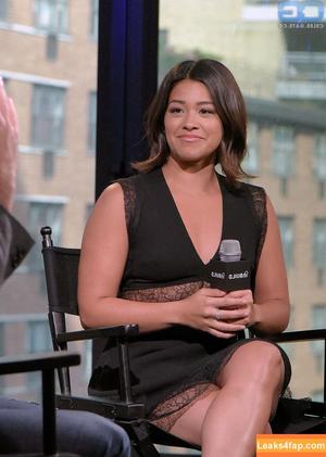 Gina Rodriguez фото #0011