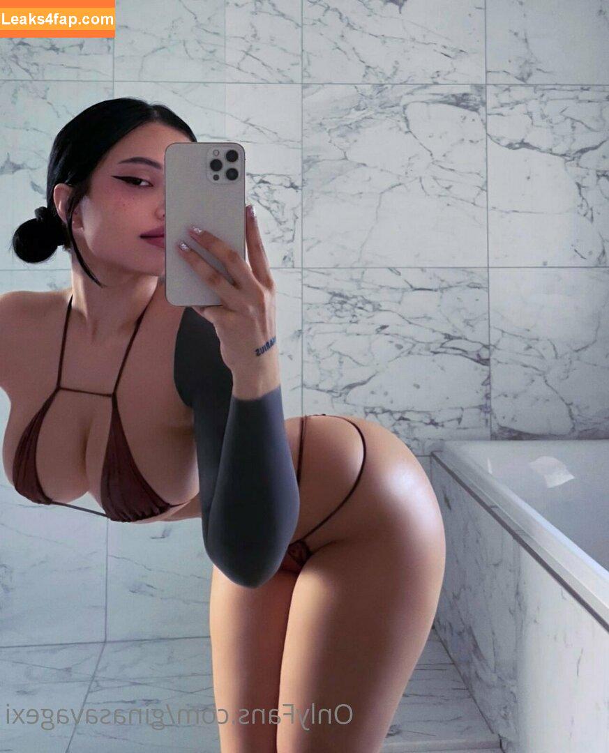 ginasavagexi / bombgina leaked photo photo #0022