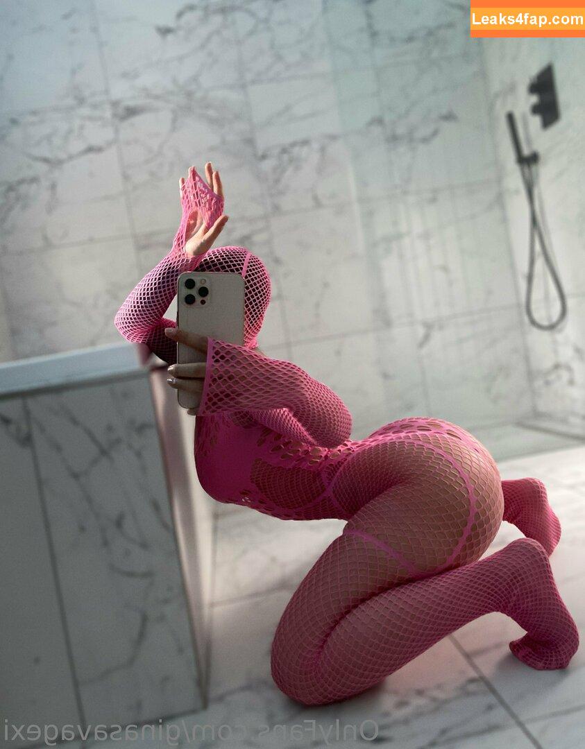 ginasavagexi / bombgina leaked photo photo #0031