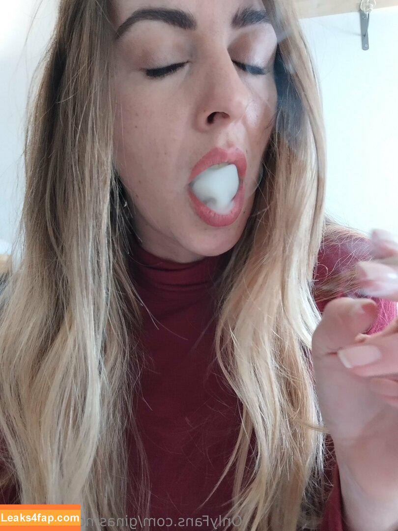 ginasmokingqueen /  leaked photo photo #0051