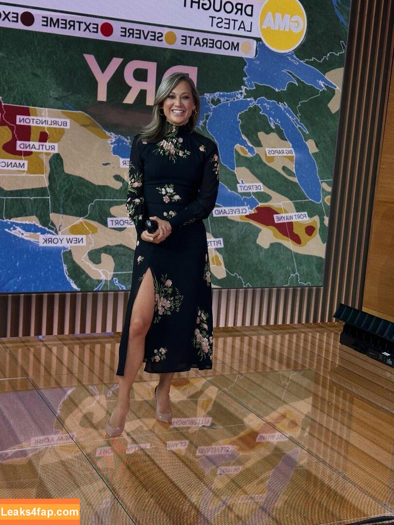 Ginger Zee / ginger_zee leaked photo photo #0021