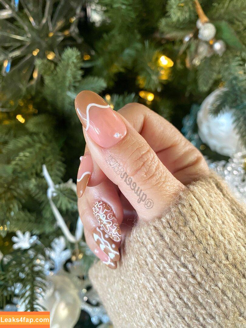 gingerbread /  leaked photo photo #0009