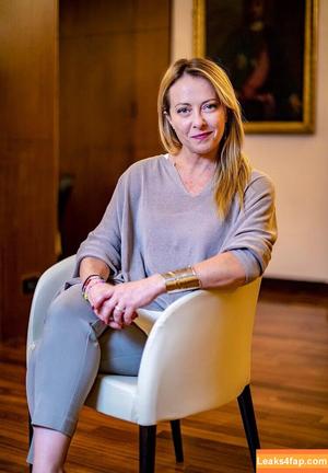 Giorgia Meloni photo #0019