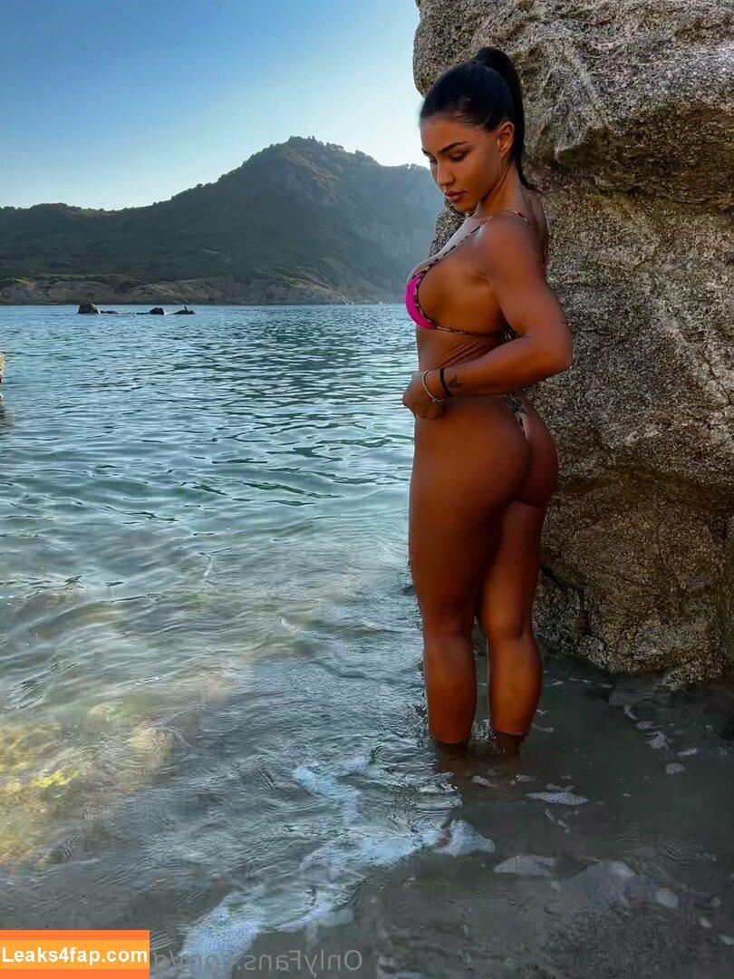 giorginina84 /  leaked photo photo #0052