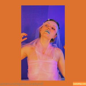 Girl On Cinema photo #0028