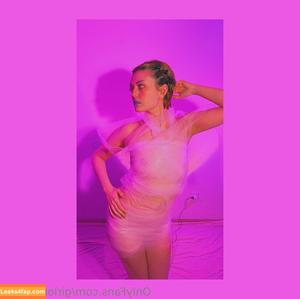 Girl On Cinema photo #0049