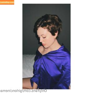 Girl On Cinema photo #0059