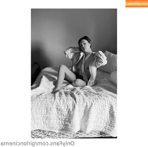 Girl On Cinema photo #0161