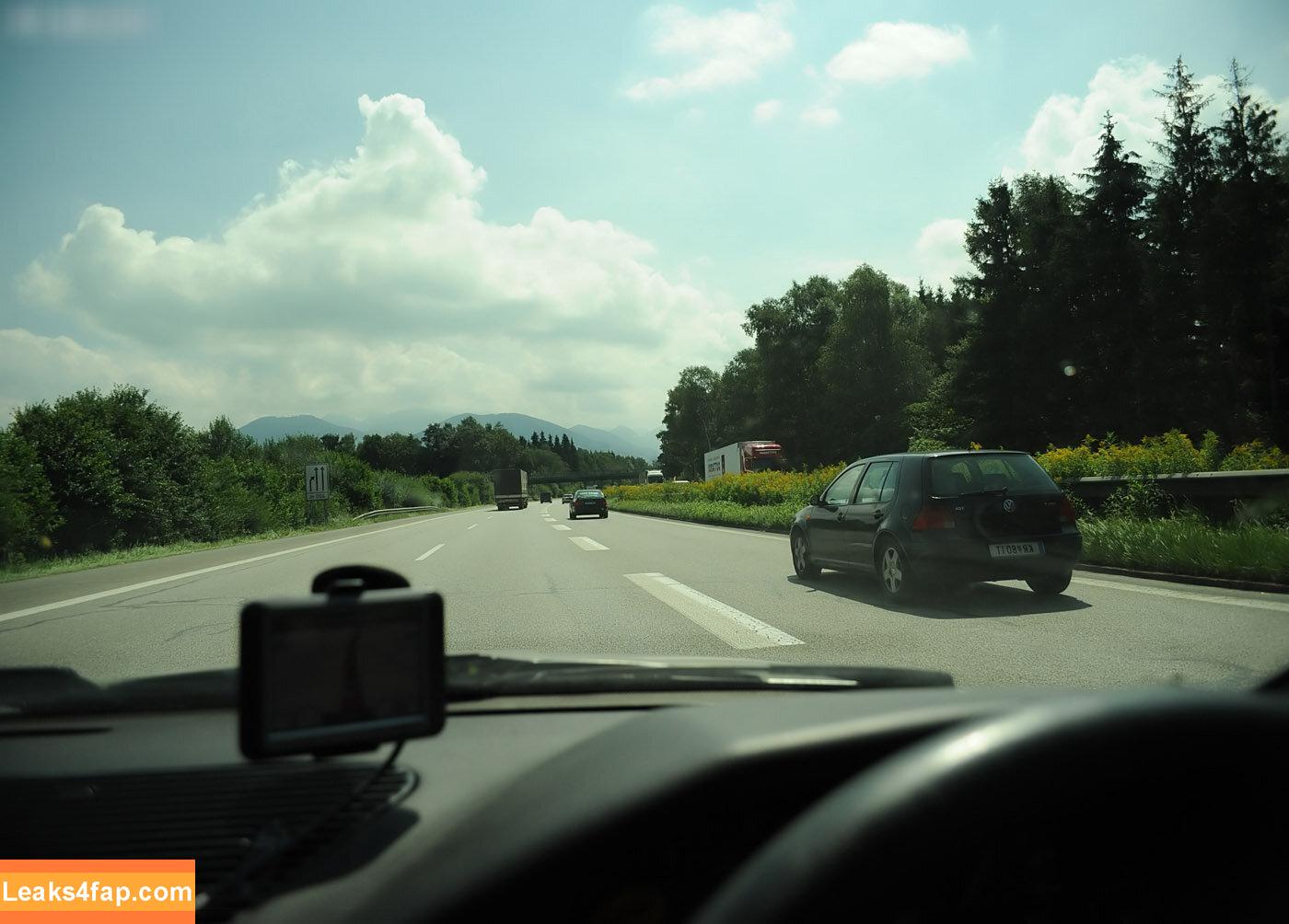 Girls Magazine / valmontfoto слитое фото фото #0159