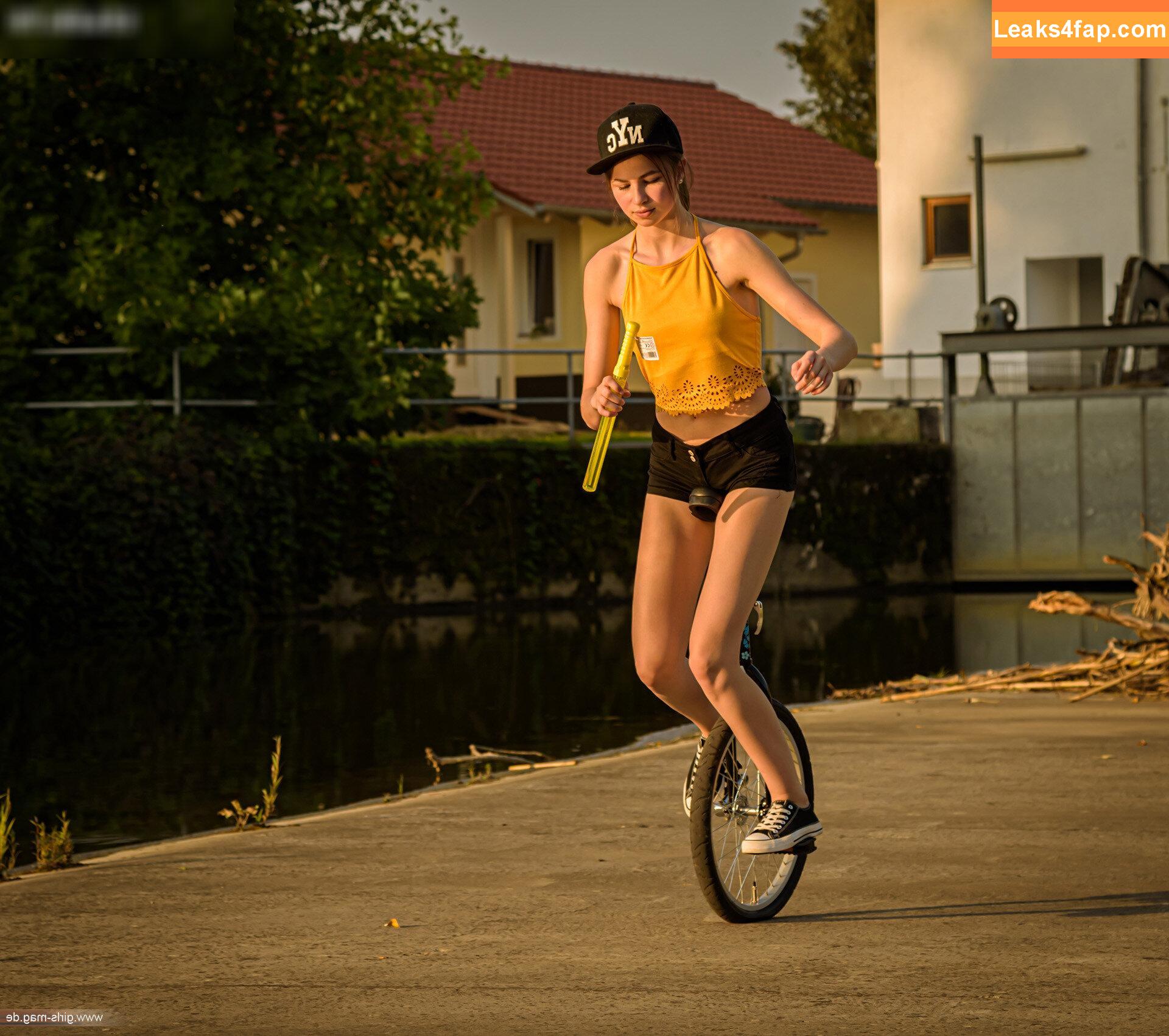 Girls Magazine / valmontfoto слитое фото фото #0482