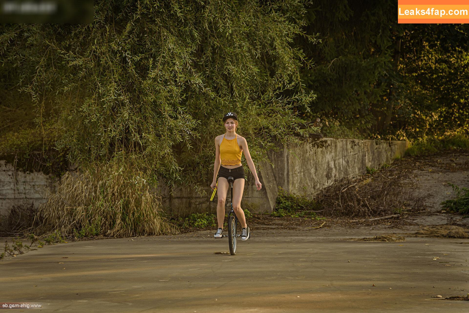 Girls Magazine / valmontfoto слитое фото фото #0485