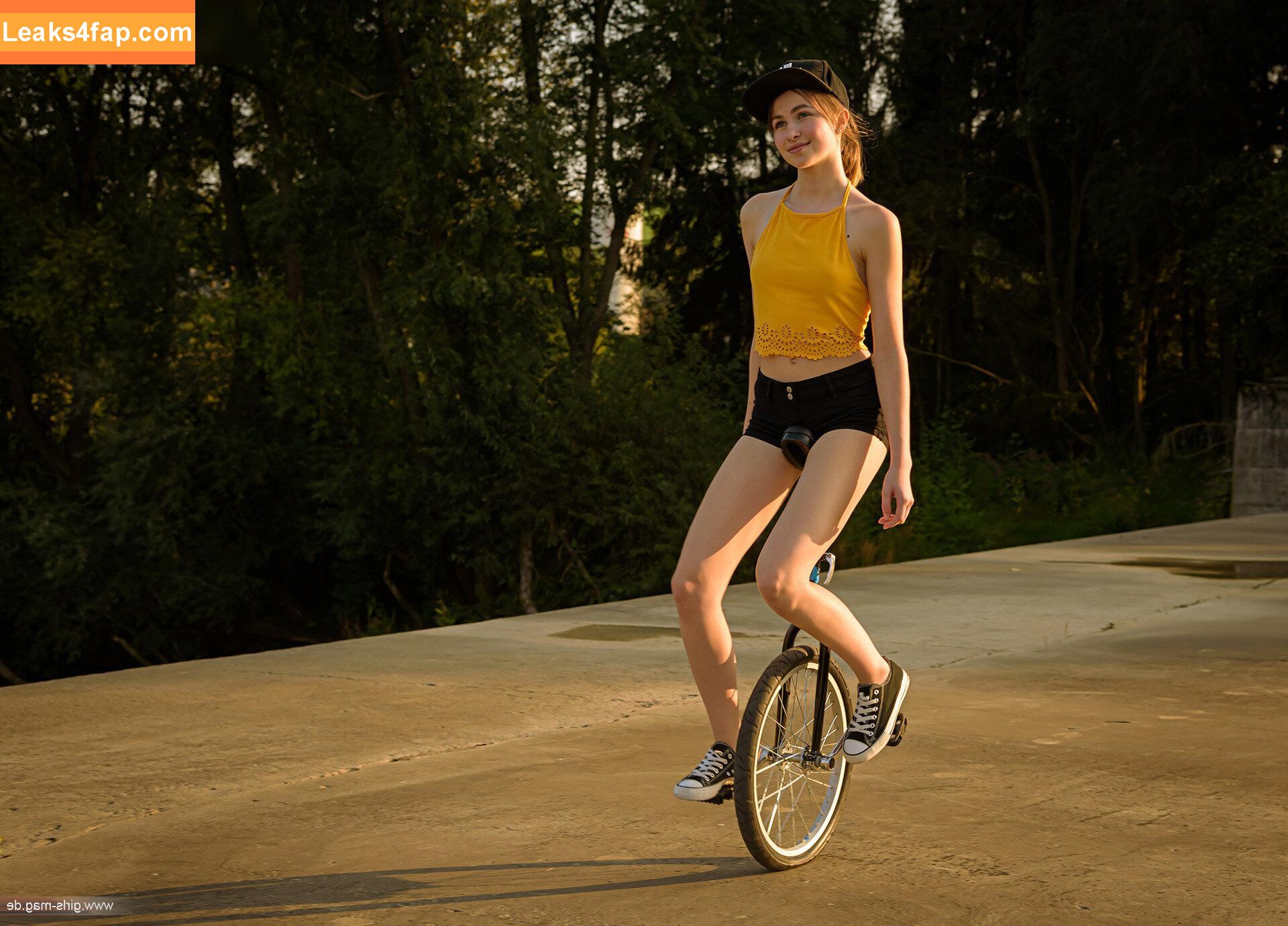 Girls Magazine / valmontfoto слитое фото фото #0489