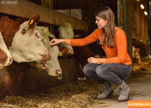 Girls Magazine фото #0027