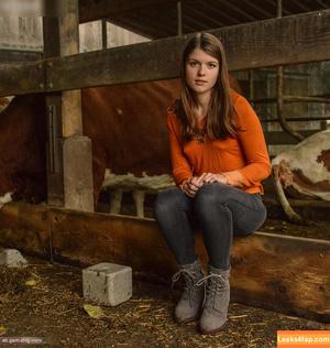 Girls Magazine фото #0034