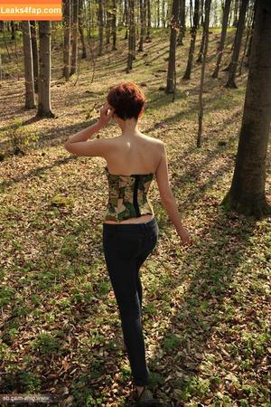 Girls Magazine фото #0078