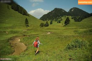 Girls Magazine фото #0170