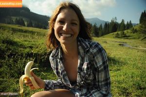 Girls Magazine фото #0186