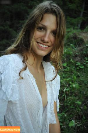 Girls Magazine фото #0187