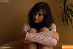 Girls Magazine фото #0349