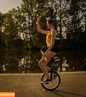 Girls Magazine фото #0478