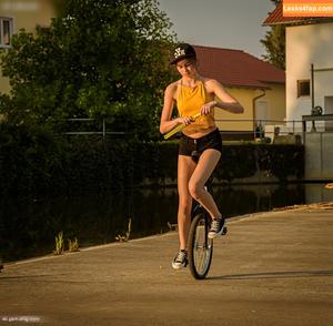 Girls Magazine фото #0497