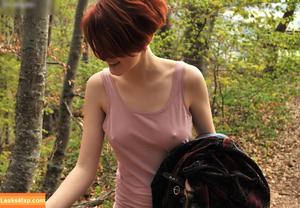 Girls Magazine photo #0617