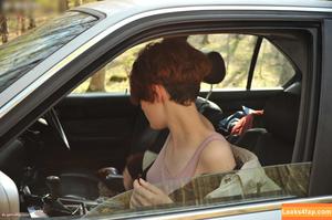 Girls Magazine photo #0618