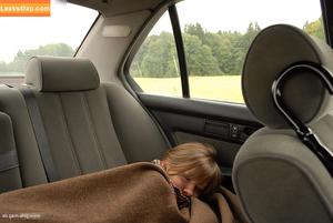 Girls Magazine photo #0630