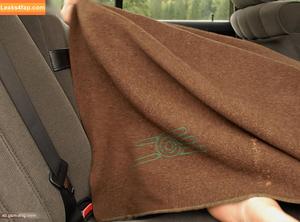 Girls Magazine photo #0707