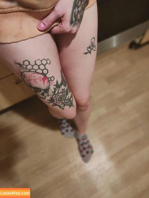 Girlwithfacetattoo aka Jacky aus Hartes Deutschland photo #0003