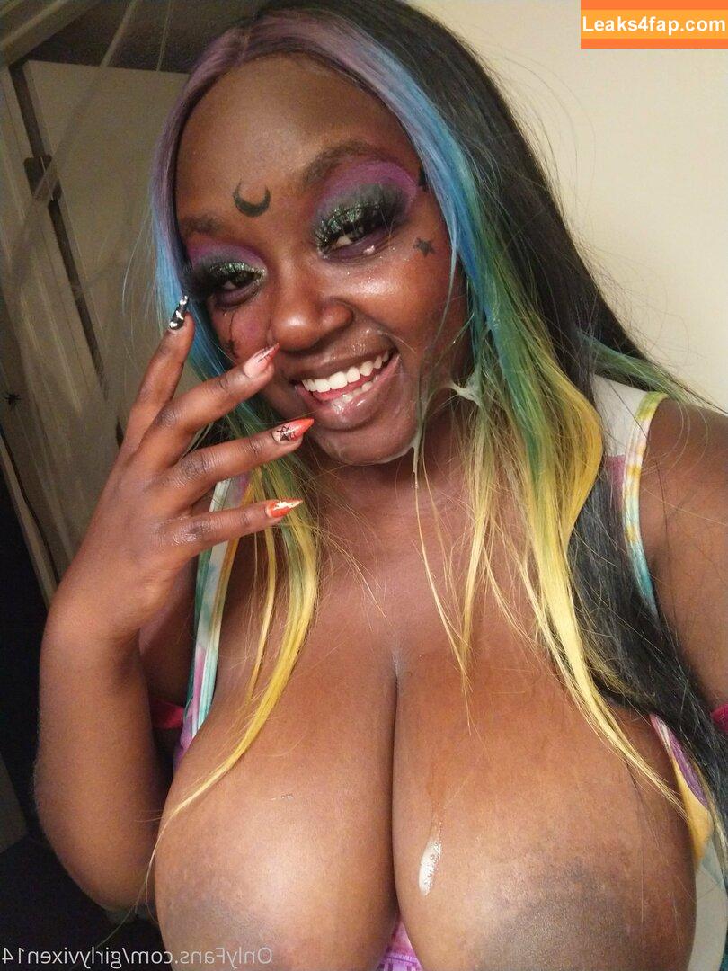 girlyvixxxen /  leaked photo photo #0223