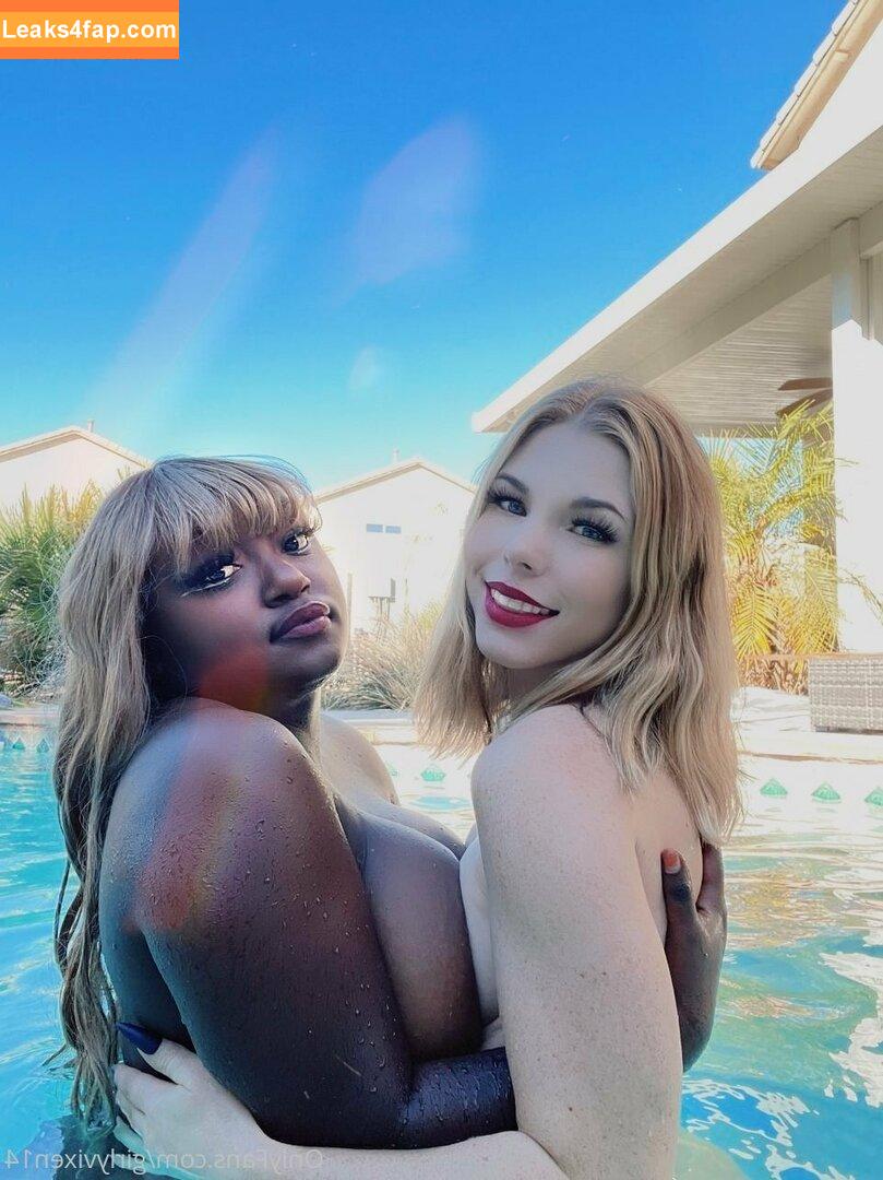 girlyvixxxen /  leaked photo photo #0245