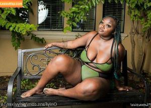 girlyvixxxen фото #0136